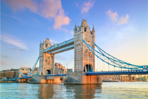 서유럽 4국 12일 (영국/프랑스/스위스/이탈리아) ＜노쇼핑/에펠탑/세느강유람선/베니스곤돌라/벤츠투어/월드체인호텔 2박＞